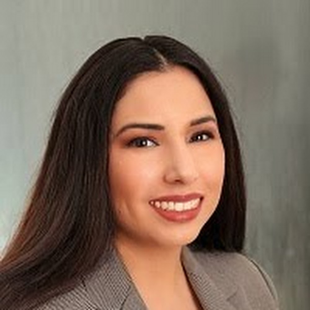 Meet your Posher, Victoria